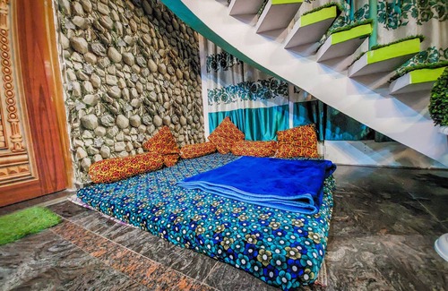 Mysore Apartment | "A1K Homestay: Your Cozy Haven in Mysore's Shopping Hub"