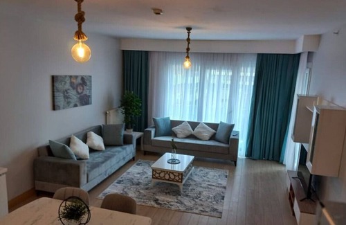 Bagcilar Apartment | A2-21 1+1 · A PEACEFUL HOME 1+1 AIRPORT AND SHOPPING CENTERS .