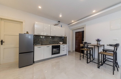 Kastel Stari Apartment | A2 - spacious apt on seafront with the sea view