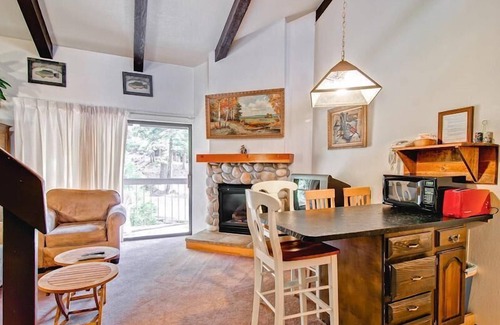 Yosemite West Condo | (A203) Loft Condominiums