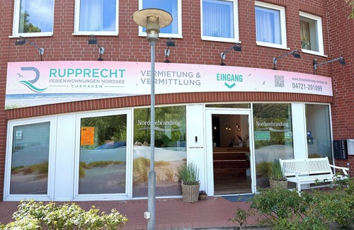 Sahlenburg Apartment | A4.3-Bright, friendly apartment with partial sea view, for up to 7 people