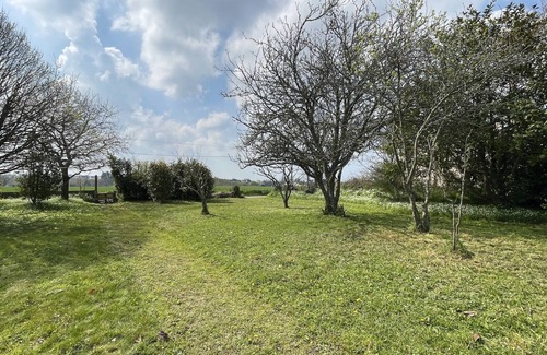 Pouldreuzic House | A6074-RESTORED BRETON HOUSE WITH GARDEN!