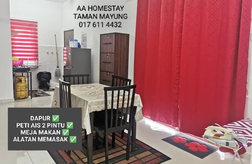 Si Rusa House | AA Homestay Teluk Kemang PD