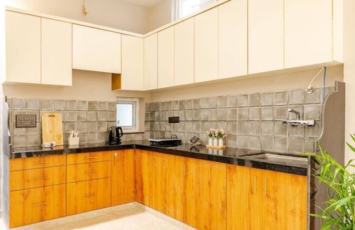 Lalkothi Condo | Aahan Elite Luxury 2 Bedroom condo for upto 6 Guests