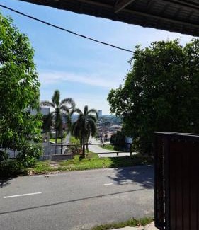 Batu Pahat House | Aaira Sophea Islamic Homestay