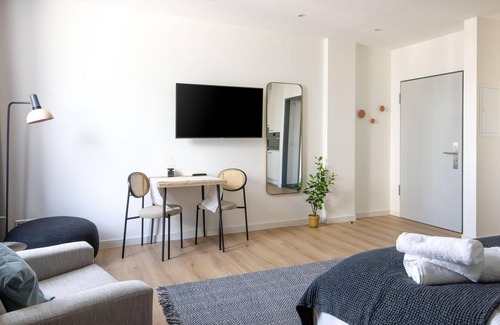 Aalen Apartment | Aalen Reichsstädter Str | Suite