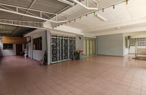 Batu Pahat Resort | AB&B Suite Homestay BATU PHAT