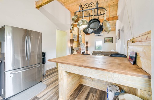Abbeville Cabin | Abbeville Cabin on 450 Acres: Near Lake Eufaula!