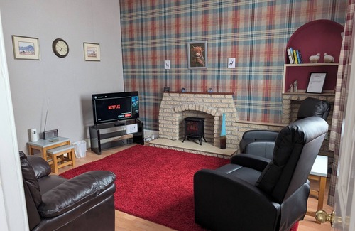 Aberchirder House | Aberchirder 1-Bed, Sleeps 2, 15 mins to Huntly