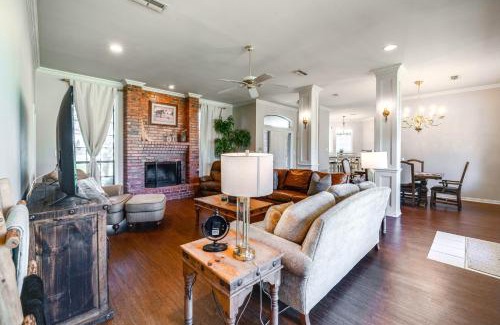 Aubrey House | about 3 Mi to Dtwn Aubrey Vacation Rental with Patio!