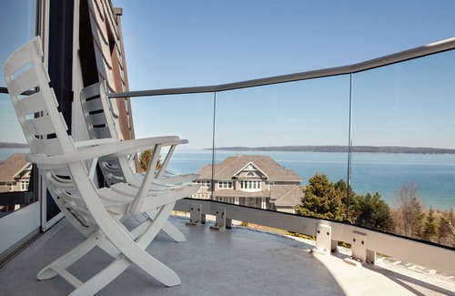 Bay Harbor Condo | Above It All - Timeless 420