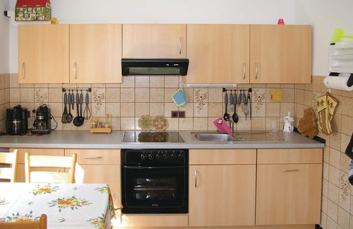 Eitorf Apartment | Above the Sieg and the picturesque town of Eitorf is this cozy vacation apartment. The apartment off