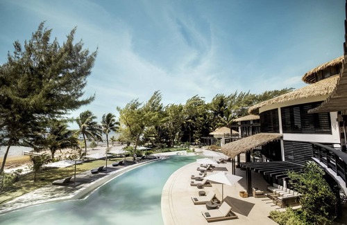 San Pedro Apartment | Abrazos 4: Spacious Oceanview Suite w/Balcony