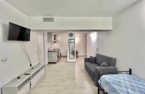 Cologno Monzese Apartment | Abruzzi Home
