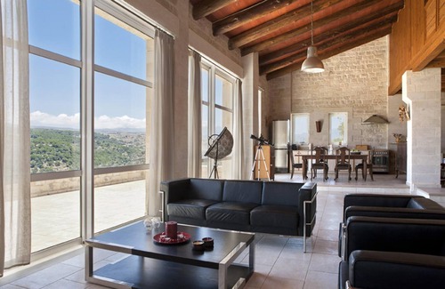 Monopari Villa | Absolut Privacy in this chalet style villa, private pool, BBQ area, shaded Patio