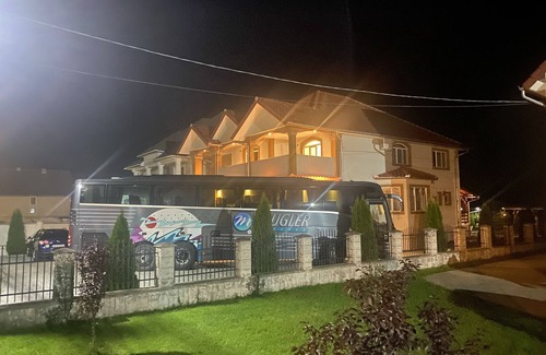 Hateg House | Absolut Residence Hateg, best place to stay in Transylvania for a group of 17