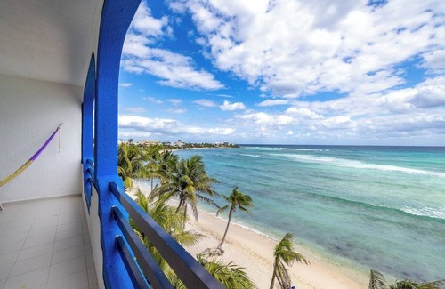 Akumal Condo | Absolute Beachfront - 3 Bedroom Condominium at Del Sol