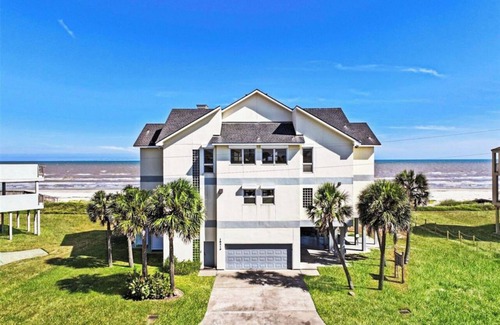 Indian Beach Villa | Absolute beachfront luxury villa in Indian Beach-first row