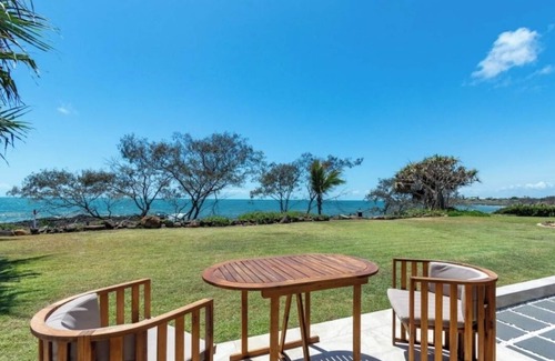 Bargara Apartment | Absolute Oceanfront One Bedroom Suite - Baligara