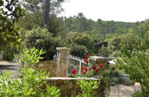 Lorgues Apartment | ABSOLUTE QUIET 45 km from the sea (St-Tropez).