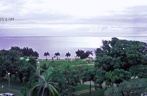 Cairns Central Business District Apartment | ABSOLUTE STUNNING VIEWS IN THE CITY