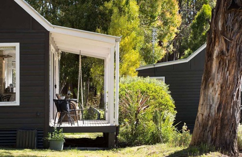 Daylesford Cottage | Acacia @ Bodhi - Cottage 2, a tranquil retreat 5 mins from Daylesford