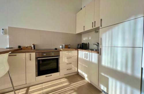 Denovici Apartment | Acacia hill B8