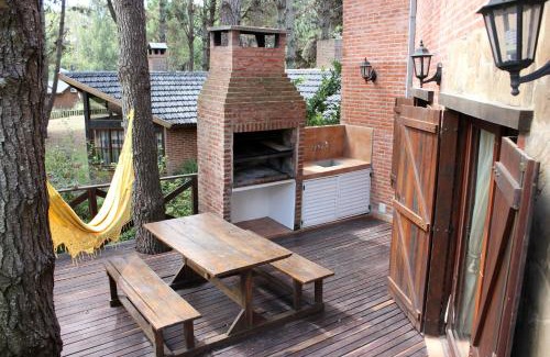 Costa del Este House | Acacias Blancas