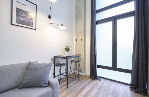 Las Acacias Apartment | Acacias - City Centre - Wifi, A/c, Smarttv B