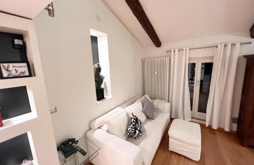 Historic Centre Apartment | Acadamis - CIELO NELLA STANZA