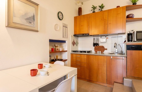 Casoretto Apartment | Accademia, Large And Bright Studio By Halldis