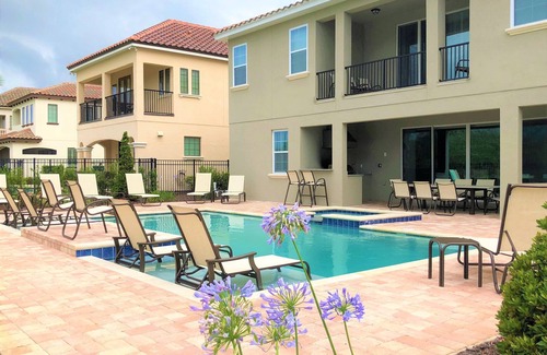 Reunion House | Access to 3 Private GOLF COURSES+2 Waterparks+POOL & SPA+Gameroom+THEATER+Disney