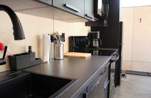 Stanstead Township Ski Chalet | Access to Lake Memphremagog - Spa - Sauna
