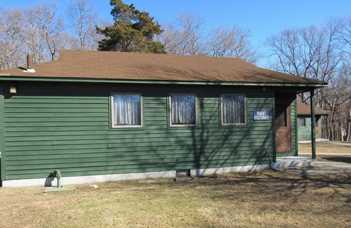 Wading River Cabin | Access to Long Island Sound