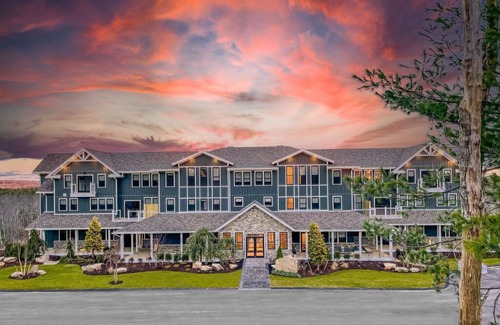 Wyoming Apartment | Access to Unmatched Amenities | Adults Exclusive