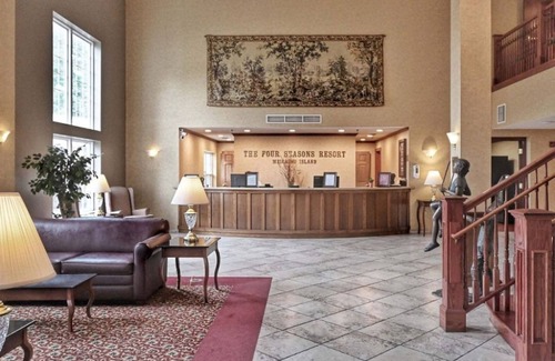 Pembine Apartment | Accessible Deluxe King Suite for 2 | On-Site Pool