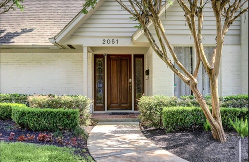 Southgate House | Accessible Home Walking Distance to the Medical Center and Rice University