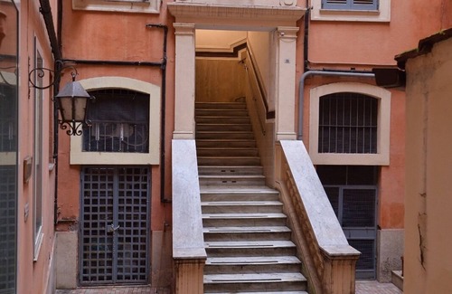 Rione XIV Borgo Apartment | Accogliente Appartamento