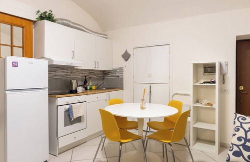 Nomentano Apartment | Accogliente Appartamento in Area Tranquilla a 10 Minuti di Metro dal Colosseo