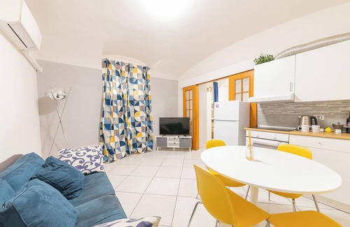 Nomentano Apartment | Accogliente Appartamento in Area Tranquilla a 10 Minuti di Metro dal Colosseo