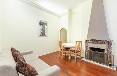 Rione V Ponte Apartment | Accogliente casa a due passi da Piazza Navona