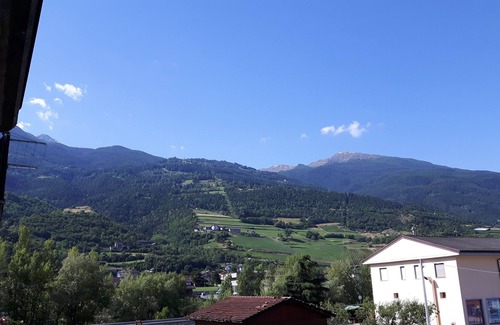 Aosta Apartment | Accommodation 300 meters from the Aosta-Pila cable car