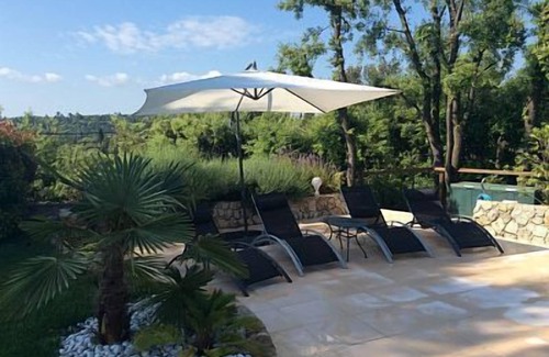 Le Tignet House | Accommodation in a farmhouse for 1 to 4 people