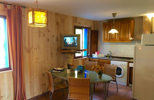 Taranes Apartment | Accommodation in the mountains. Jacuzzi. Picos de Europa. Asturias. Cangas de Onis.