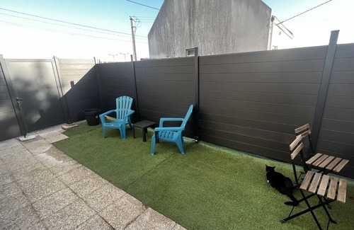 Concarneau Apartment | Accommodation with terrace, 4 people, private parking