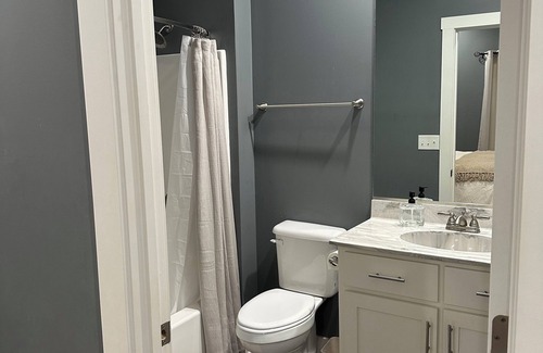 Rivervale Apartment | Ace’s Hideaway Modern 2bed/2bath with great location Steel/Duck/Farm community