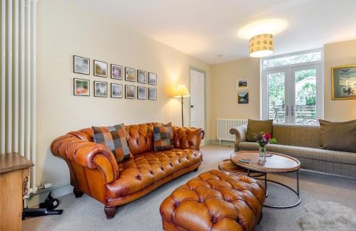 Nostie House | Achomraich