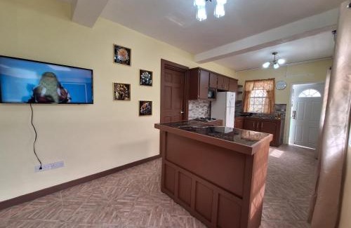 Marisule Apartment | Ackee Green Rental - 3 beds large apartment or 2 beds modern apartment