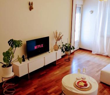 Oviedo City Centre Apartment | Acogedor apartamento a un paso de Gascona con WiFi Netflix Disney Plus y Prime gratis by M&N's House