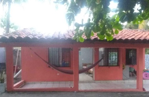 Llano de Los Patos Cabin | Acogedora cabaña con 3 camas dobles y vista al mar